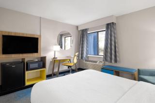 Days Inn by Wyndham Davenport - 4