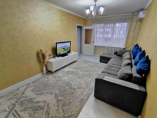 2-room apartment near MEGA Alma-Ata shopping center, park & river - 6