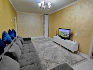 2-room apartment near MEGA Alma-Ata shopping center, park & river - 4