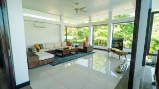 Villa 4 - Luxury Private Pool Villa - 2