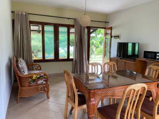 Niara Lake & Beach House - 5