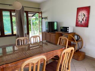 Niara Lake & Beach House - 2