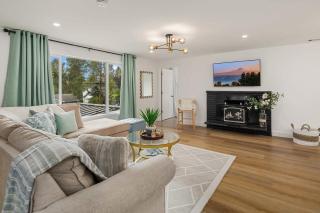 Brand New Designer High-End 4BR Retreat - 2