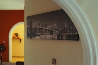 LuxeStay Executive Suite - 4