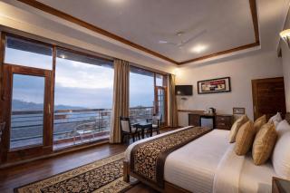 Pine Resort Kasauli # A Complete Resort away from City Hustle - 0