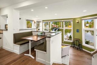 Lakeshore Serene Modern House Dock Billiard Gym - 3