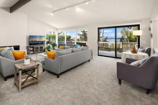 Family Retreat w Lake & Mt & City View Gym MI - 2