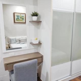 Silom Sathon CBD nearby Mahanakon Pixel Tower in the heart of Bangkok - 5