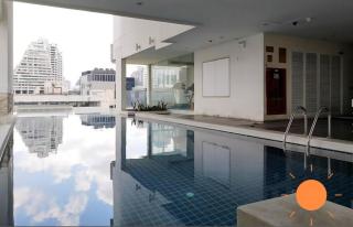 Silom Sathon CBD nearby Mahanakon Pixel Tower in the heart of Bangkok - 2