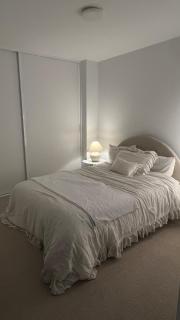 Modern Apartment Near City CBD - 1