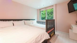 Gapyeong Pogny Kids Poolvilla - 5