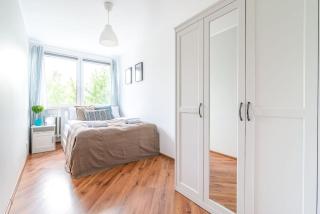 Spacious & Bright Apartment on Mokotow by Noclegi Renters - 9