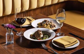 Hyatt Vancouver Downtown Alberni - 1