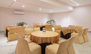 Treebo Golden Leaf DDN - 5