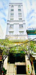 ORANGE Hotel - near Dragon Bridge & the Cathedral, in the Heart of the City, Warm as Home - 8