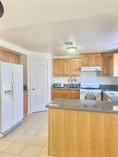 Spacious 3BR 3BA 3 Parking home Near DTLA Pasadena - 4