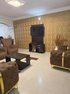 Esmeralda Closet - 7