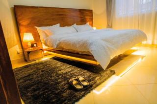 Sunset & serenity Apartments with DSTV & wifi - 7