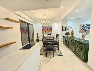 Refined villa in the heart of La Marsa with garden - 9