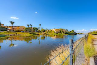 M REVASION Appt 3 chambres , front de lac , piscine chauffée privée - 9