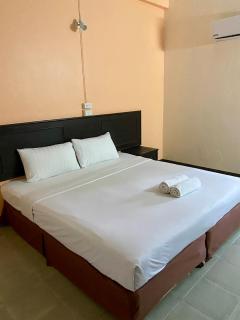 Centerpoint Hotel - 5