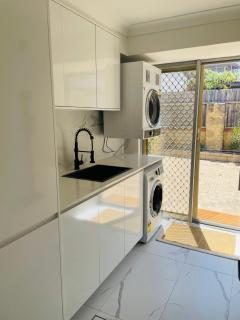 Coastal Retreat with Ocean Views & Beach Walks - 8