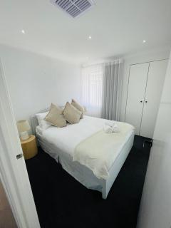 Coastal Retreat with Ocean Views & Beach Walks - 3