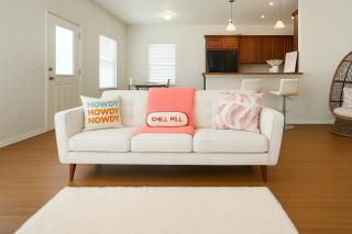 FuN FABulous KINGbed by ChoctawCasino LakeTexoma - 5