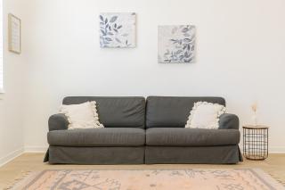 Stunning A plusLocation WorkerFriendly Washer Pool - 3