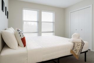 KINGbed A plus location A plus for workers LongStayDiscount - 3