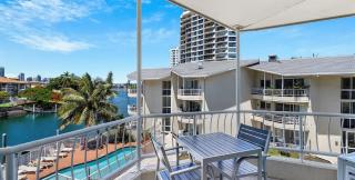 Peaceful River View Getaway - 2