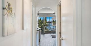 Peaceful River View Getaway - 1