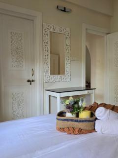 Stylish Central Walkable to Beach Main Street Candolim - 2