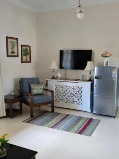 Stylish Central Walkable to Beach Main Street Candolim - 0