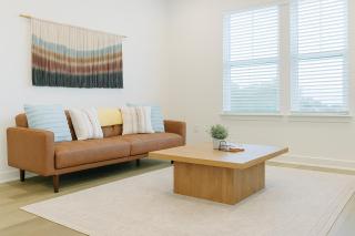 WorkerFriendly A plusLocation WasherDryer WiFi Pool - 5