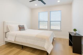 Relaxing 1BR escape worker friendly A plus Location - 6