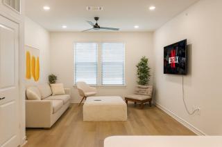 WorkerFriendly WasherDryer WiFi LongStayDiscount - 9