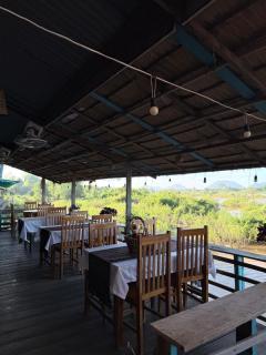 Dondet Suns down 1 Guesthouses riversides view - 6