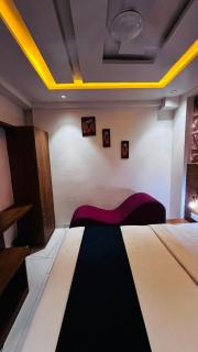 hotel Lotus Park Gandhinagar - 4