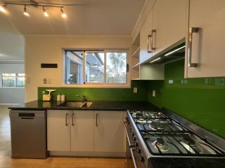 The Sweet Pea- Room 5 - 2