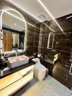 Royal Hotel Hà Nội - 1