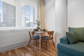 Central, Stylish, Nice View, 10 min to Old Town - 8