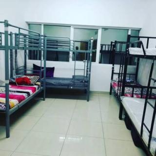 Baku booking hostel - 1