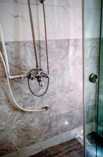 Revigore Oniru 1 - 2