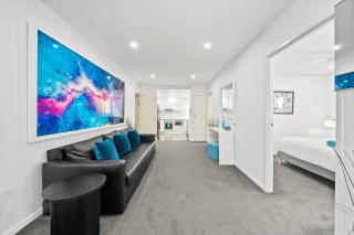 2BR Apt Gungahlin Square Luxe Super Central Wifi Wine Secure Parking - 2