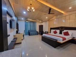 Vella marina group of hotels Biaspushp #Five-star feeling#3 Star hotel#free parking #mountain view# Best hotel in Dalhousie - 3