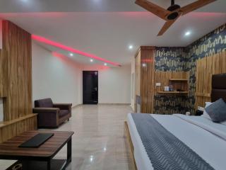 Vella marina group of hotels Biaspushp #Five-star feeling#3 Star hotel#free parking #mountain view# Best hotel in Dalhousie - 2