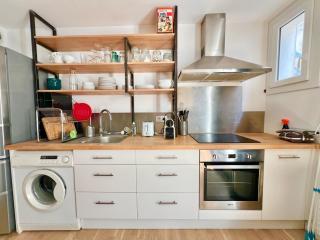 APPARTEMENT SUR LE PORT - Duplex Cosy & Moderne Face au Port - Wifi Gratuite - Parfaitement Équipé - 4