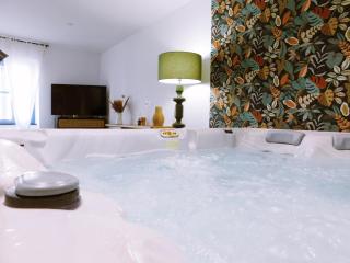 L'échappée Bulles - T3 - Jacuzzi - 1