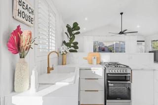 The Retreat - Sleeps 6 - Pet Friendly - Renovated! - 9